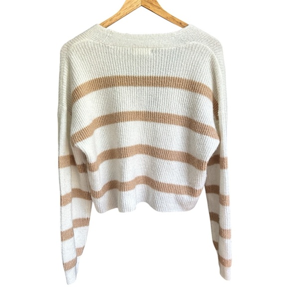 It's Our Time Women’s White and Tan Cropped Cardigan Sweater - Picture 4 of 6